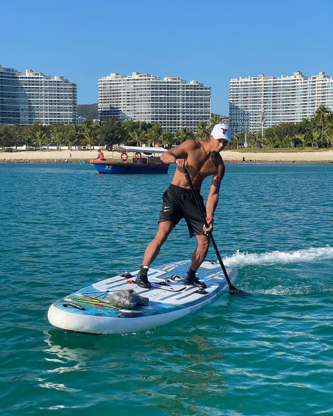 ELECTRIC PADDLEBOARDS